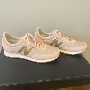 NWOT New Balance Sneakers